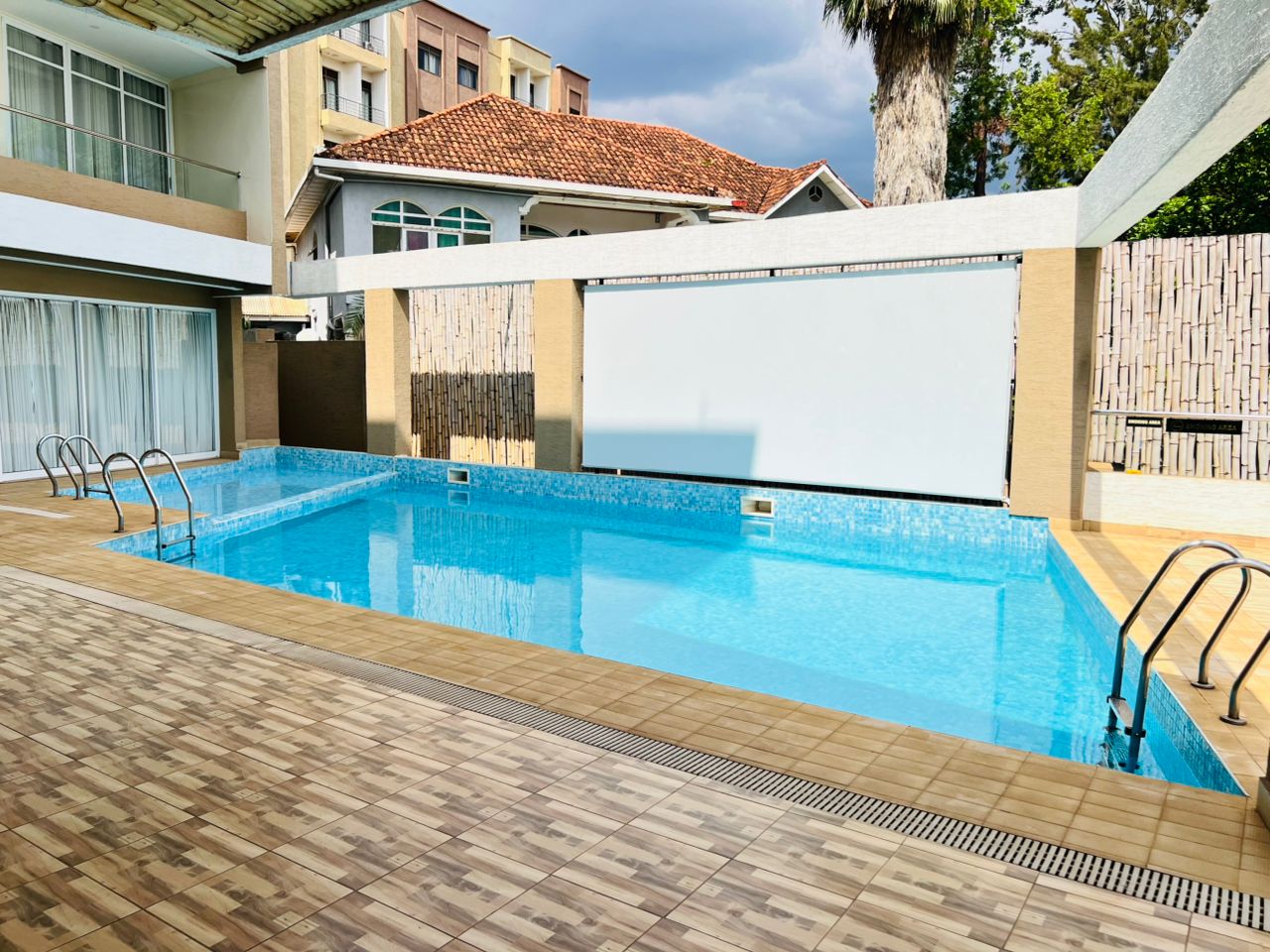 he Ingoro Pool Lounge, featuring the best swimming pool in Kigali for relaxation.