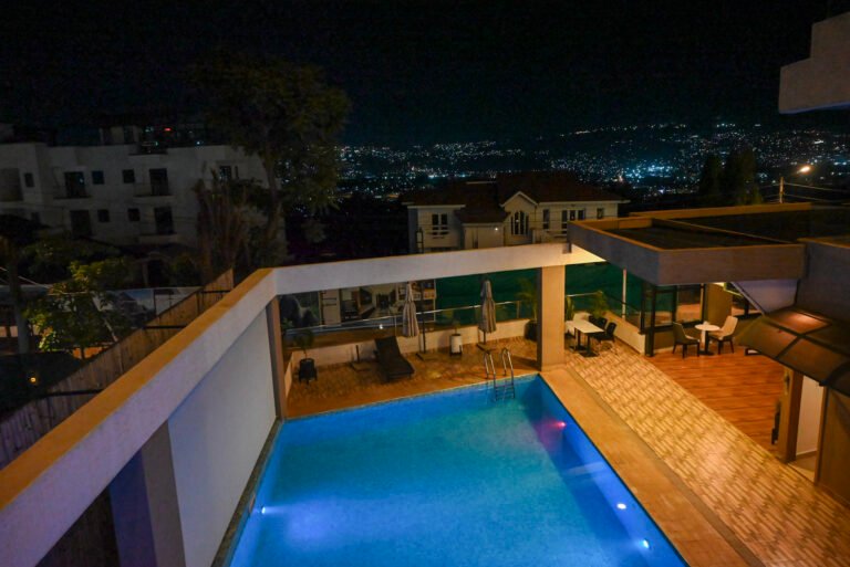 Pool lounge ingoro view